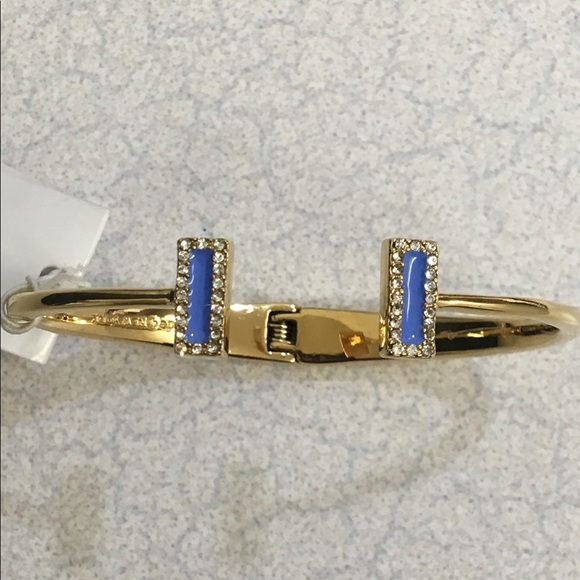 kate spade Jewelry - BEAUTIFUL NWT KATE SPADE HINGE BANGLE!